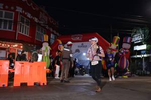 BIB: 6230
                            <button type="button" onclick="openModal(26221227)" class="btn btn-primary btn-sm float-right btn-popup" data-toggle="modal" data-target=".modal-high-quality">
                        <i class="fas fa-shopping-cart"></i> Add to Cart
                    </button>
                                            <button type="button" onclick="isThisMe(26221227, true)" class="btn btn-success btn-sm float-right btn-popup btn-isme hidden" data-toggle="tooltip" data-placement="bottom" title="นี่คือรูปของคุณใช่ไหม คลิกที่นี่เพื่อเอาเข้าอัลบั้ม">
                        <i class="fas fa-plus"></i> Add to album
                    </button>
                    <button type="button" onclick="isThisMe(26221227, false)" class="btn btn-warning btn-sm float-right btn-popup btn-isnotme hidden">
                        <i class="fas fa-ban"></i> Remove from album
                    </button>